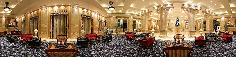 Sheraton Grand Pune Bund Garden Hotel