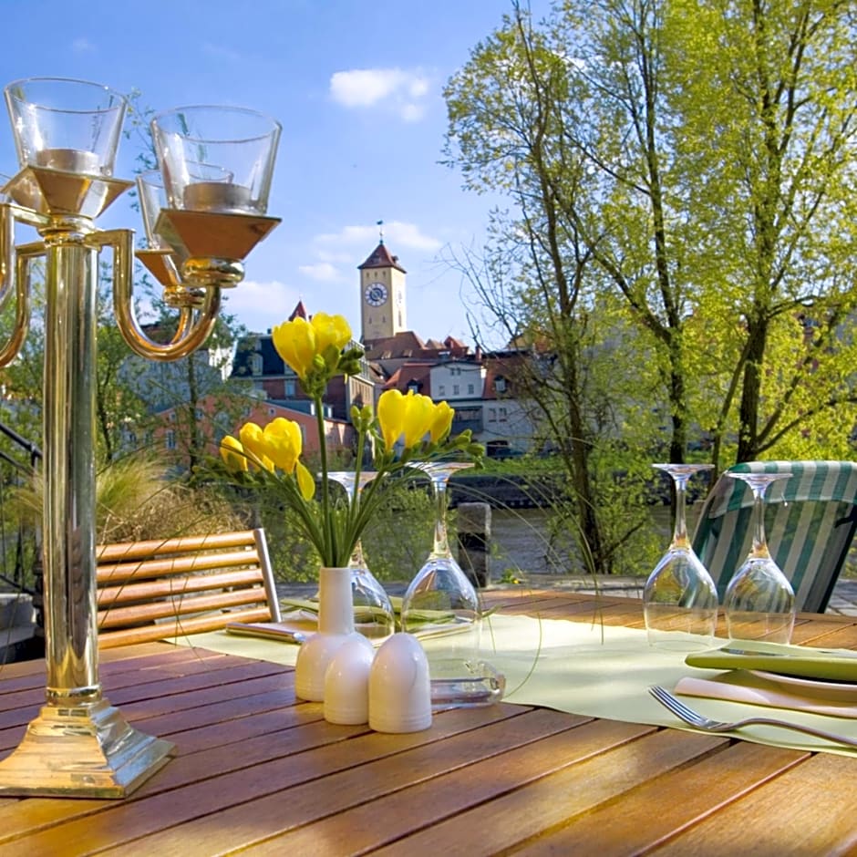 SORAT Insel-Hotel Regensburg