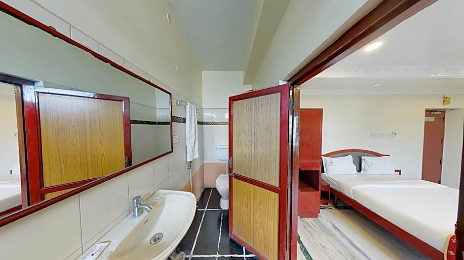 Hotel Sri Sabthagiri