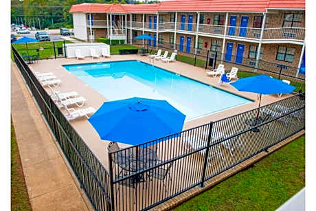 Motel 6-Palestine, TX