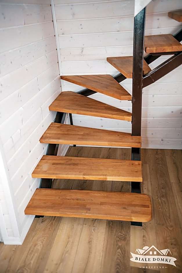 Białe Domki Mrzeżyno