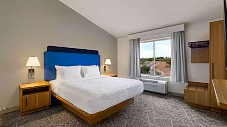 1 Kg Mobility Access Ri Shwr Studio W/ Blcony