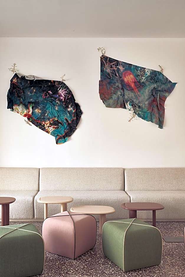 Noūs Santorini, a Member of Design Hotels