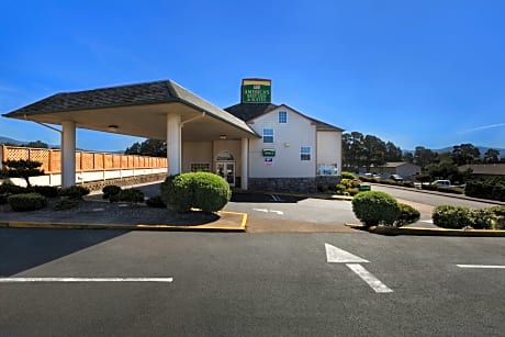 Paradise Inn & Suites at Lincoln City