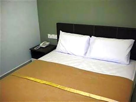 Standard Double or Twin Room (No Window)