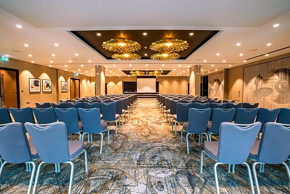 DoubleTree by Hilton Hotel Woking