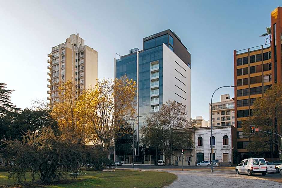 Dazzler by Wyndham La Plata