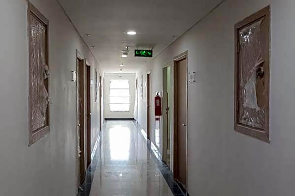 Redliving Apartemen Jasmine Park Bogor Pelangi Room B1 – Bogor, PA