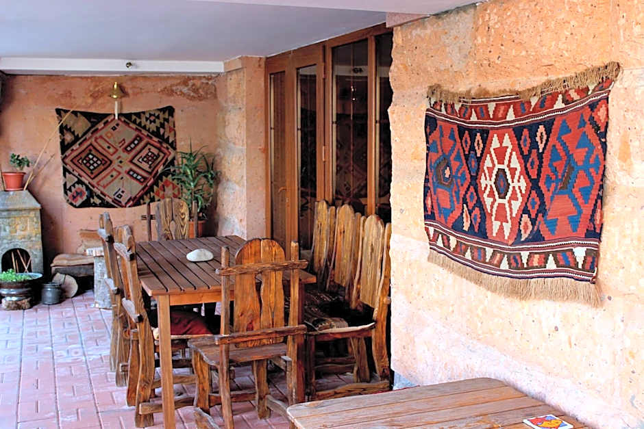 Silk Road Hotel