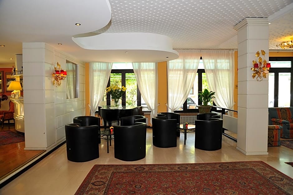 Hotel Salus