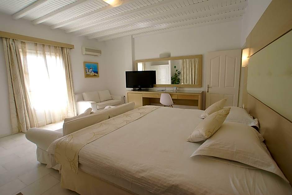 Dionysos Hotel