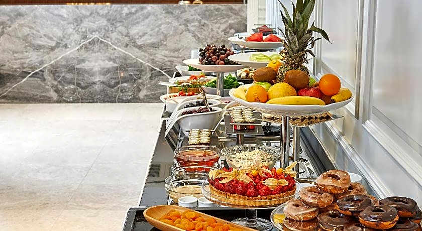 Renata Suites Boutique Hotel