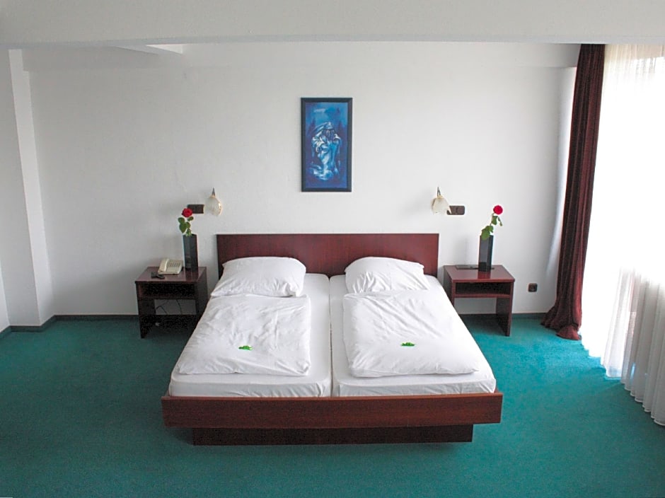 Mainbogen Hotel