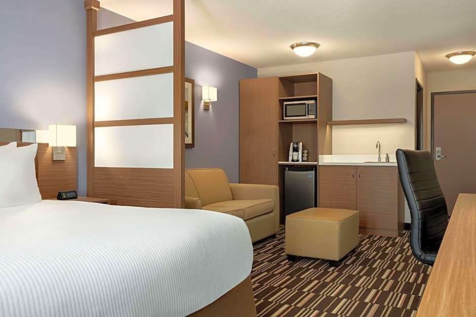 Microtel Inn & Suites by Wyndham Bonnyville