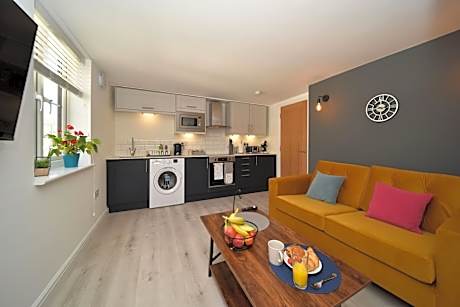 Bollin Suite - Chester Road Apartments by Premier