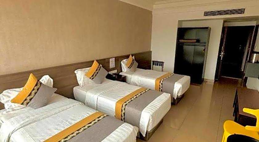 Grand Harbour Hotel