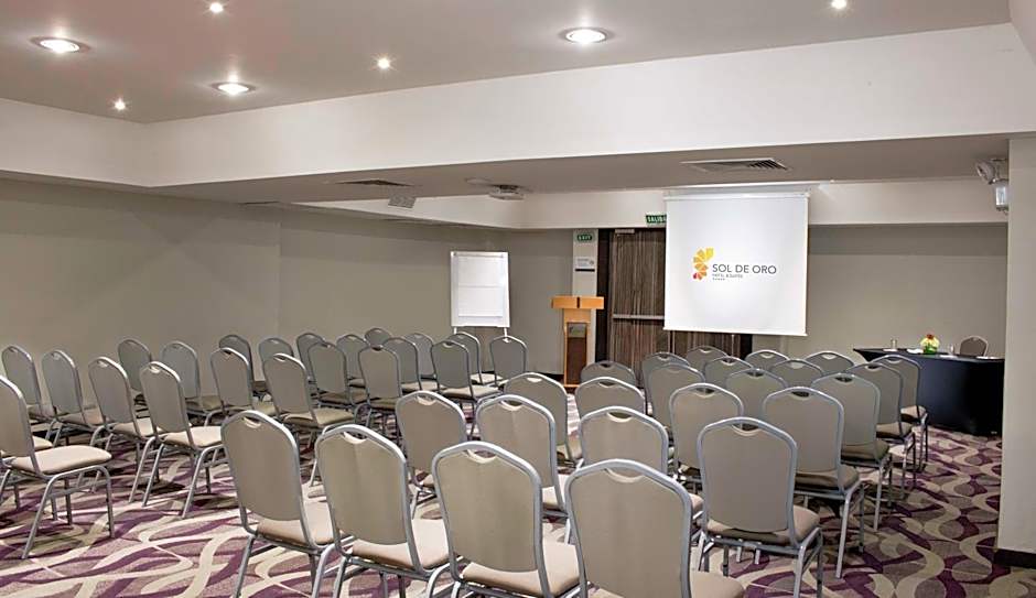 Sol de Oro Hotel & Suites