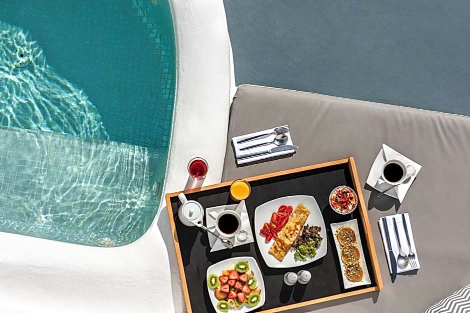 La Perla Villas - Adults Only