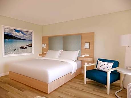 Hampton by Hilton St. Thomas