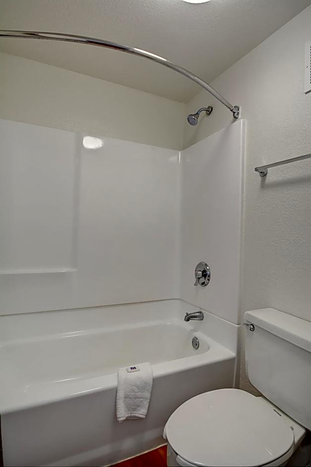 Motel 6-Chicopee, MA - Springfield