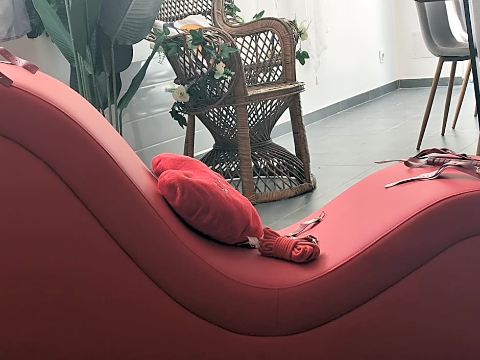 Loveroom et Spa privé de L'Ile des Plaisirs