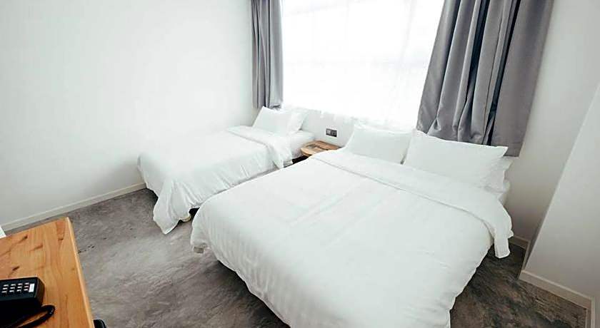 White Loft Hotel