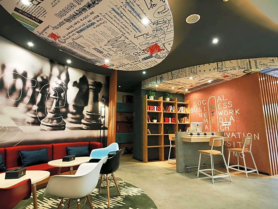 ibis Sui Ning Hotel