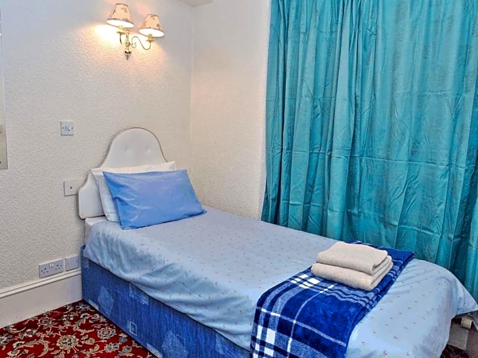 Brentwood Villa Bed and Breakfast