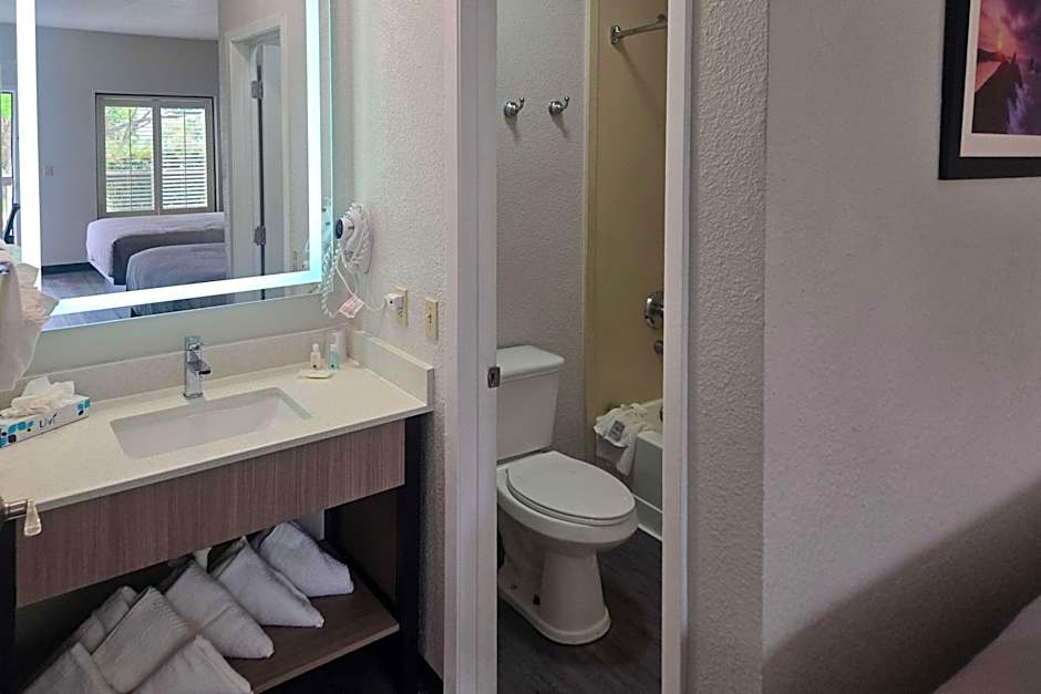 Quality Inn & Suites