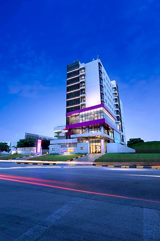 Quest Hotel Cikarang by ASTON