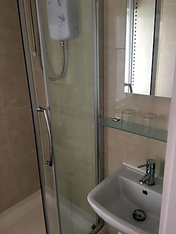 Triple Room with ensuite