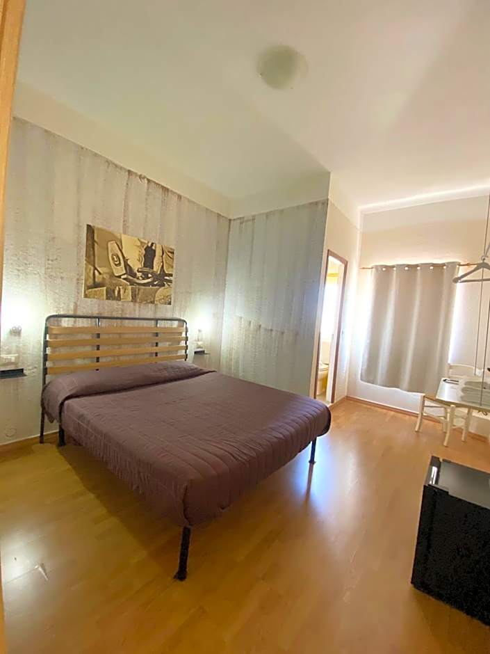 Green Gallery Hotel and Restaurant