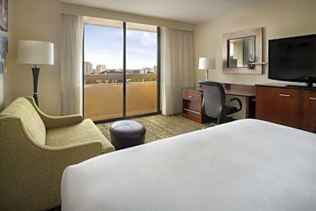 High Floor Room