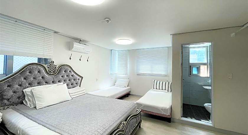 W Premium Guesthouse Incheon airport