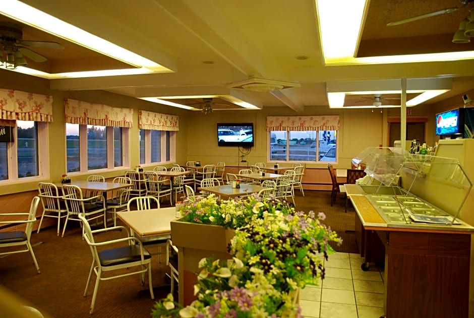 Country Garden Inn & Restaurant