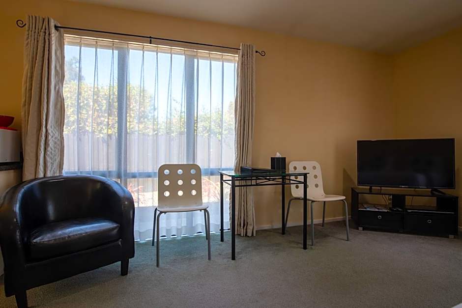 Abbella Lodge Motel