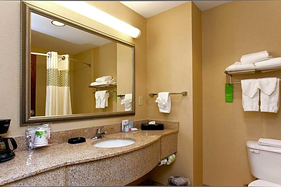 Hampton Inn By Hilton Inwood, Wv