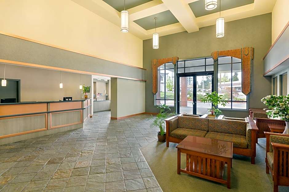 Ramada by Wyndham Nanaimo