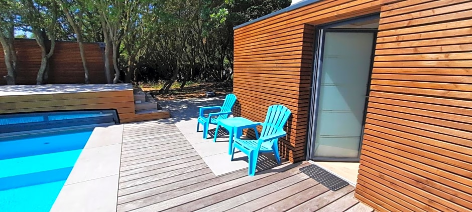 Sea-Snow Guest Houses