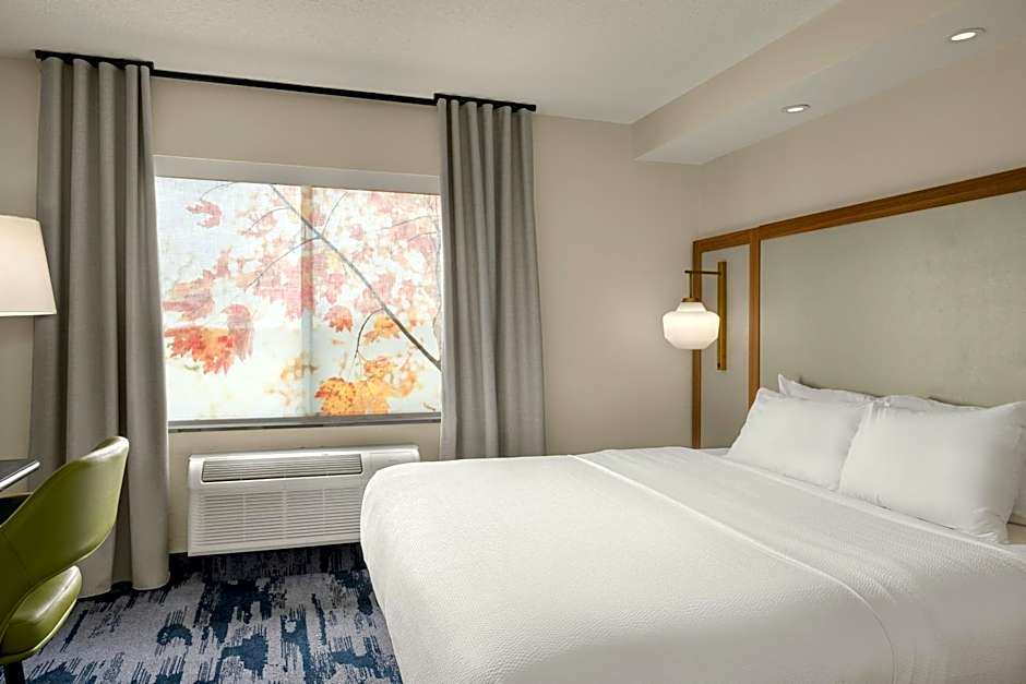 Fairfield Inn & Suites by Marriott Bloomington