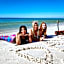 Days Inn by Wyndham Panama City Beach/Ocean Front