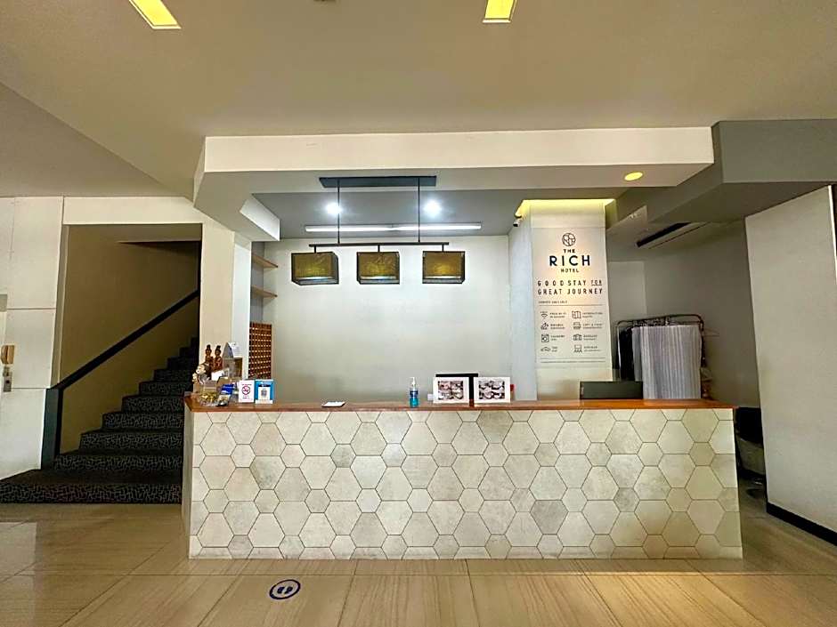 The Rich Hotel