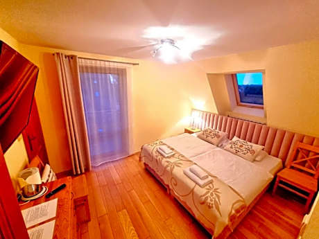 Deluxe Double Room with Balcony