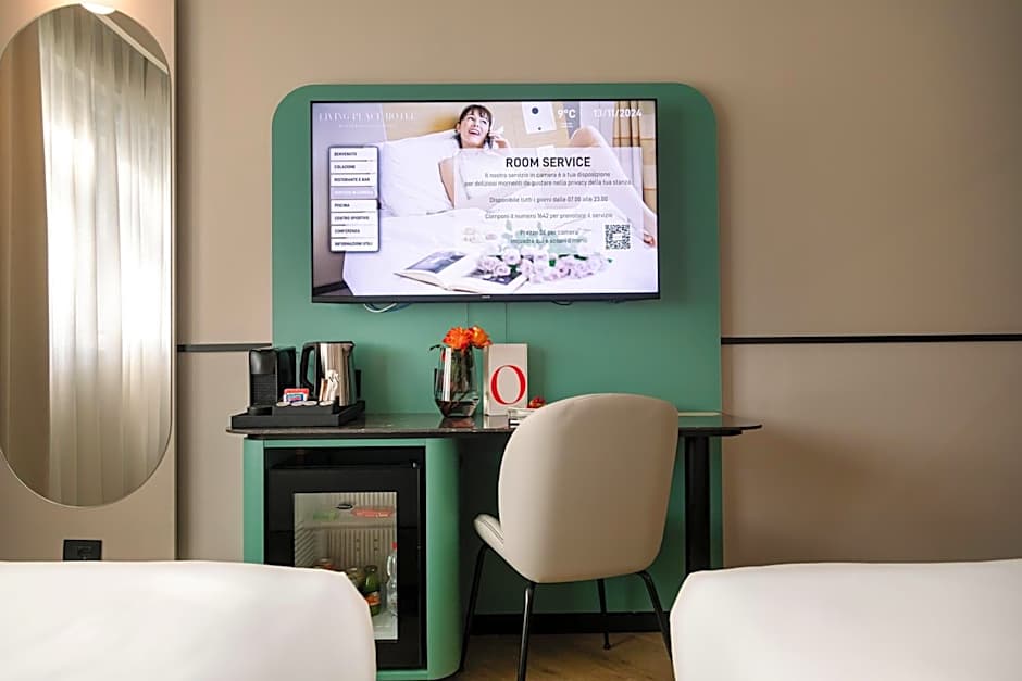 Living Place Hotel