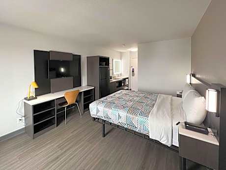 Studio 6 Altoona IA Des Moines East