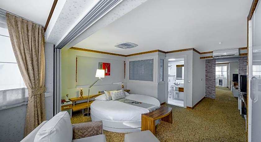 OGLAKCIOGLU PARK BOUTIQUE HOTEL