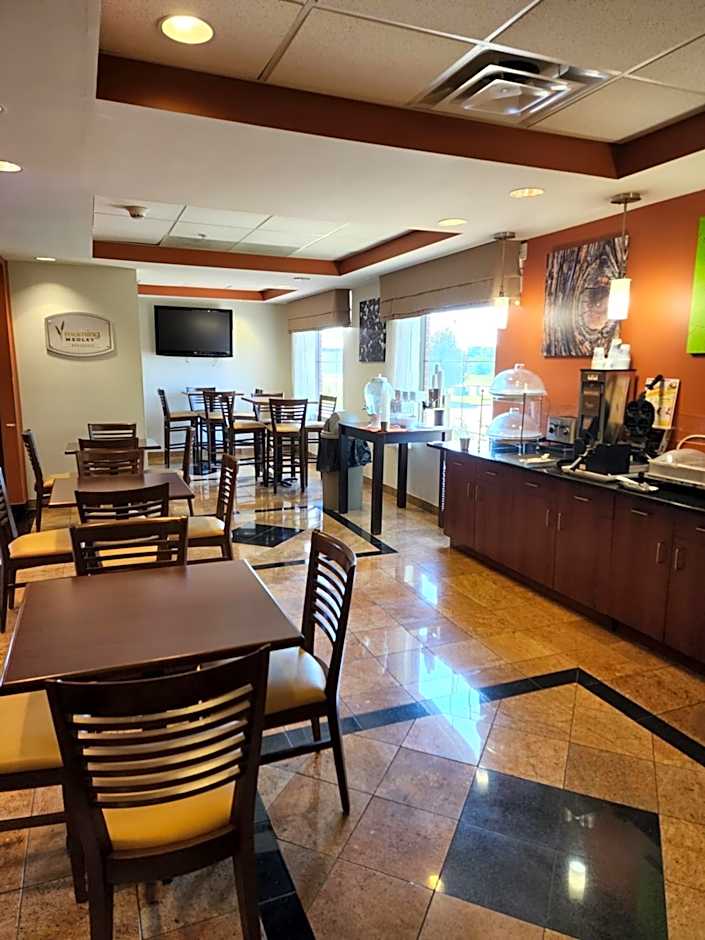 Sleep Inn & Suites Dyersburg I-155