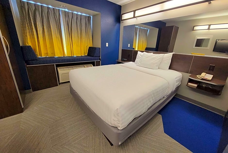 Microtel Inn & Suites By Wyndham Council Bluffs