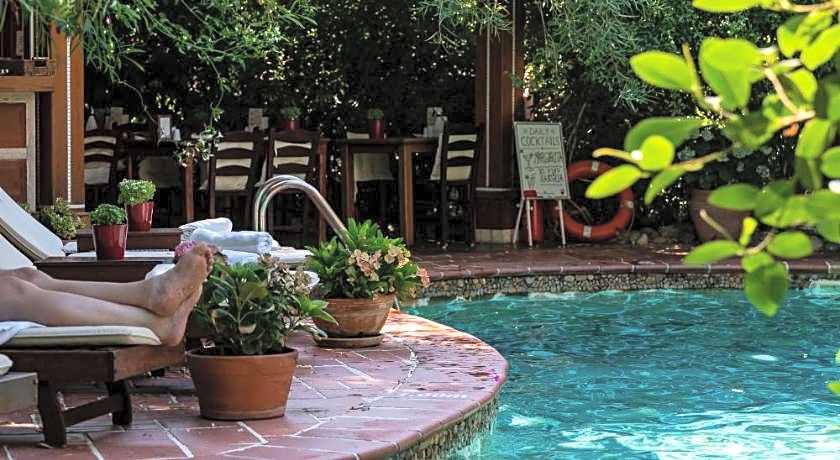 El Vino Hotel Suites