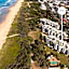 Surfside Buddina Beachfront 3bed Apt - Direct Beach Access